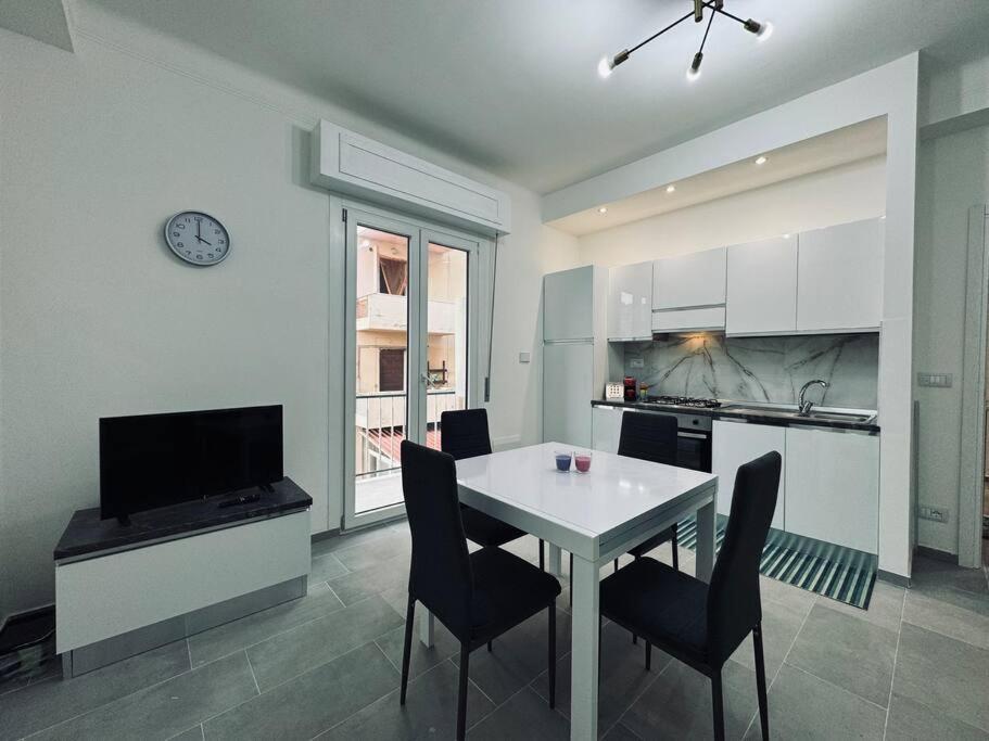 Casa Victoria A Due Passi Dall'Ariston Internet Gratis Sanremo Luaran gambar